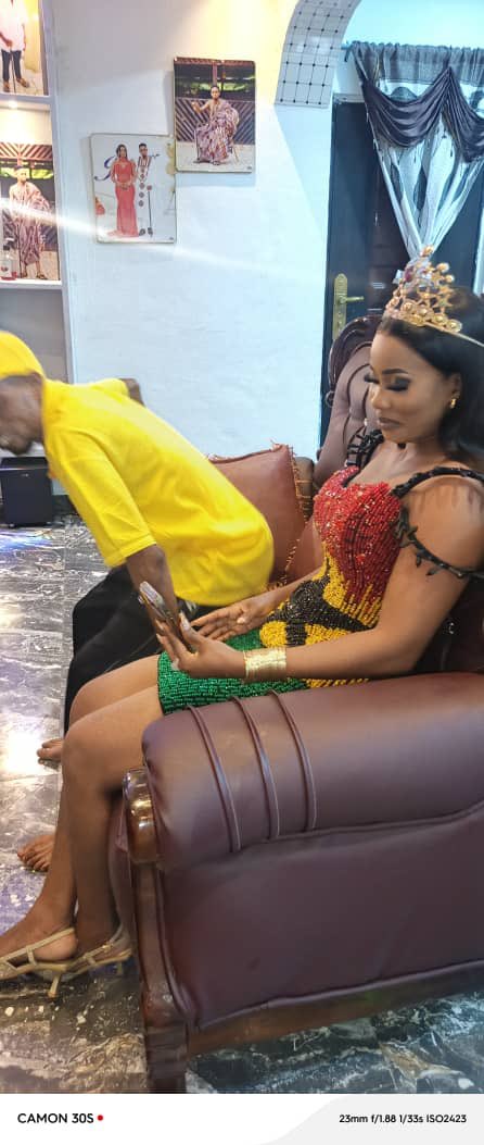 etornam_gmb2025's tweet photo. My heart is full of gratitude to the wonderful people of Dunkwa for the warm reception, the love, the gifts, the delicious food, and the incredible support you showed me in my GMB competition. Contact: katefashion 0593843652 for your outfits
#GratefulQueen #happyindependenceday https://t.co/PvGuVdBrGb