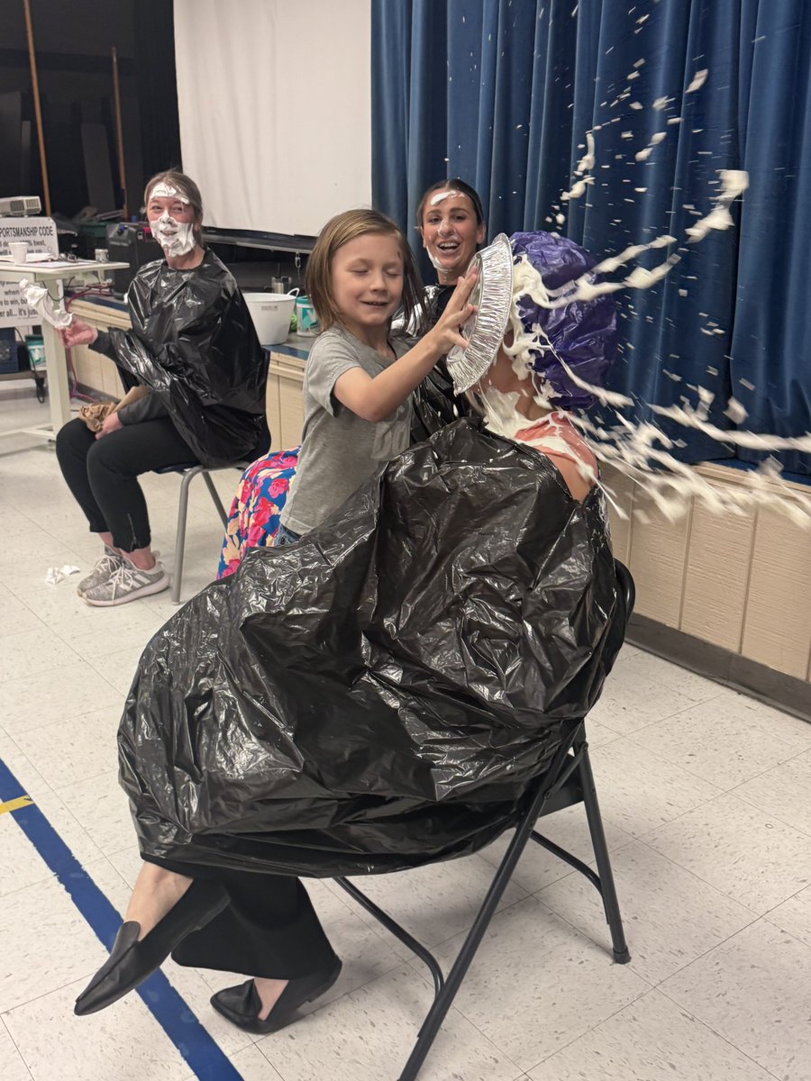 Jess Barwacz tweet media