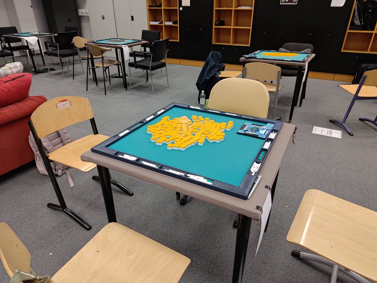 Gr4V1t's tweet photo. Smaller 28-player tournament in Helsinki for a change! Off to a good start with 2., 1., 1.
Also tsumo'd a menhon suuankou in the second game. Probably my 4th tournament suuankou? I'm beginning to think these are much more common in irl games than online due to manual shuffling. https://t.co/3tbBxujabC