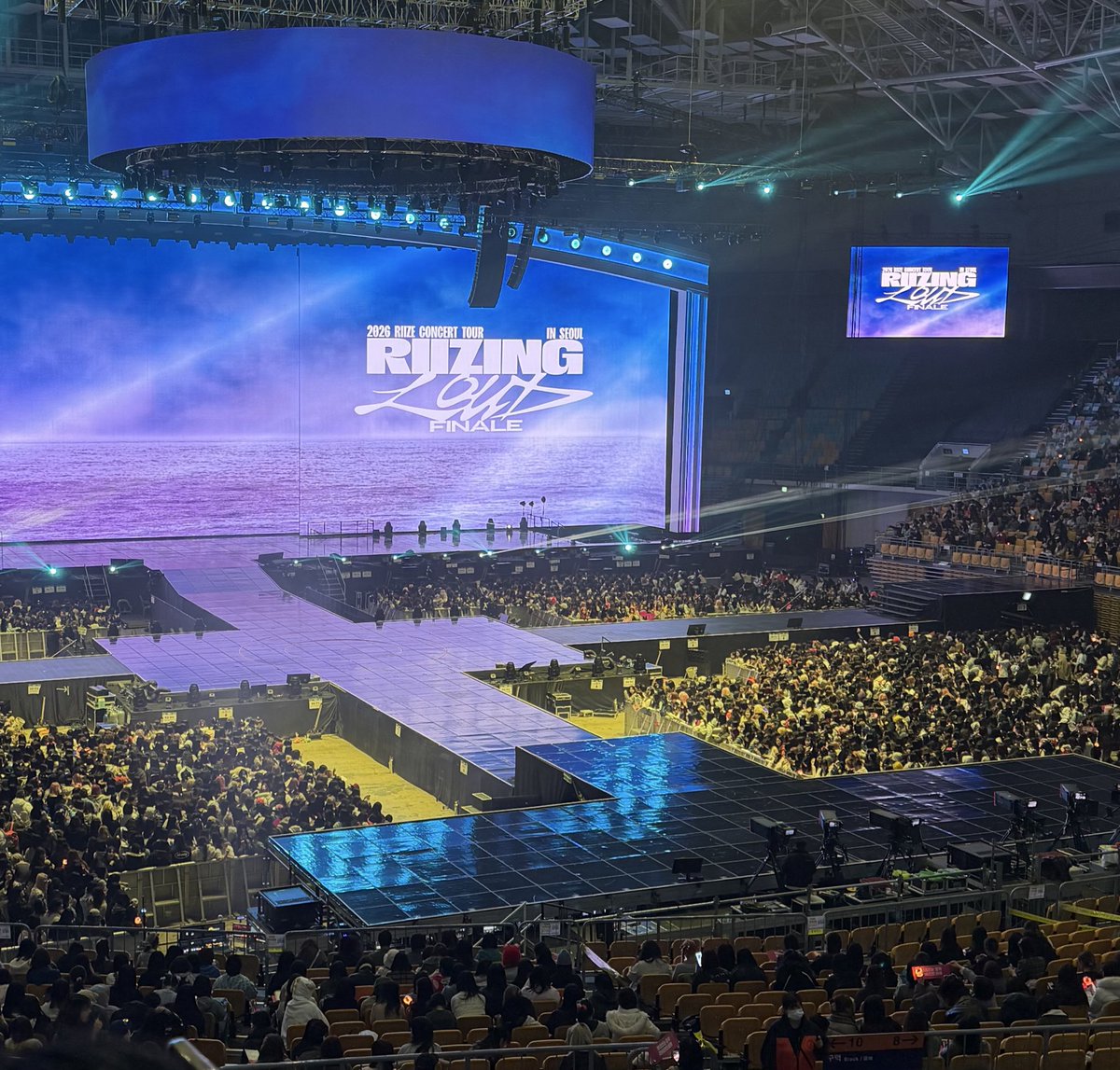 むんわ tweet media