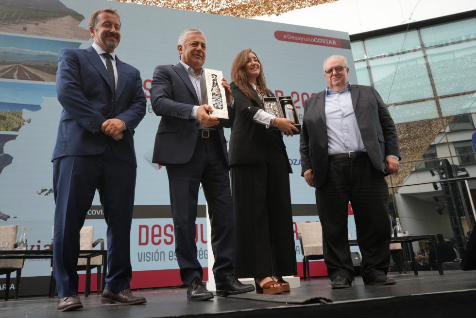 A su vez destacó nuestra presencia en ferias internacionales como Wine Paris, ProWein, Vinexpo America, Wines South America y World Bulk Wine, además de la organización de una ronda de negocios para vinos embotellados con compradores de Brasil y Latam. #Vendimia2026