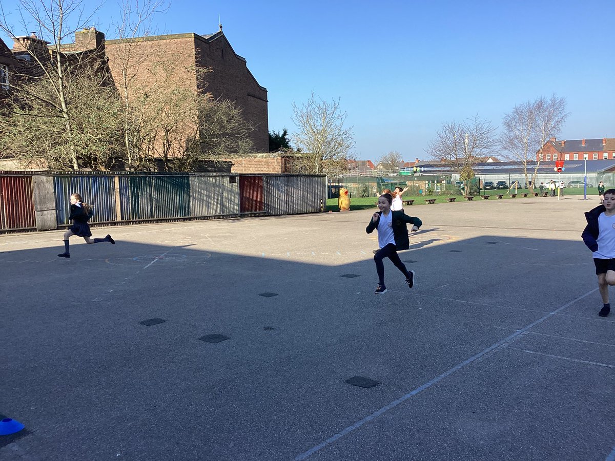 St Oswald's Catholic Primary School - Year 4 tweet media