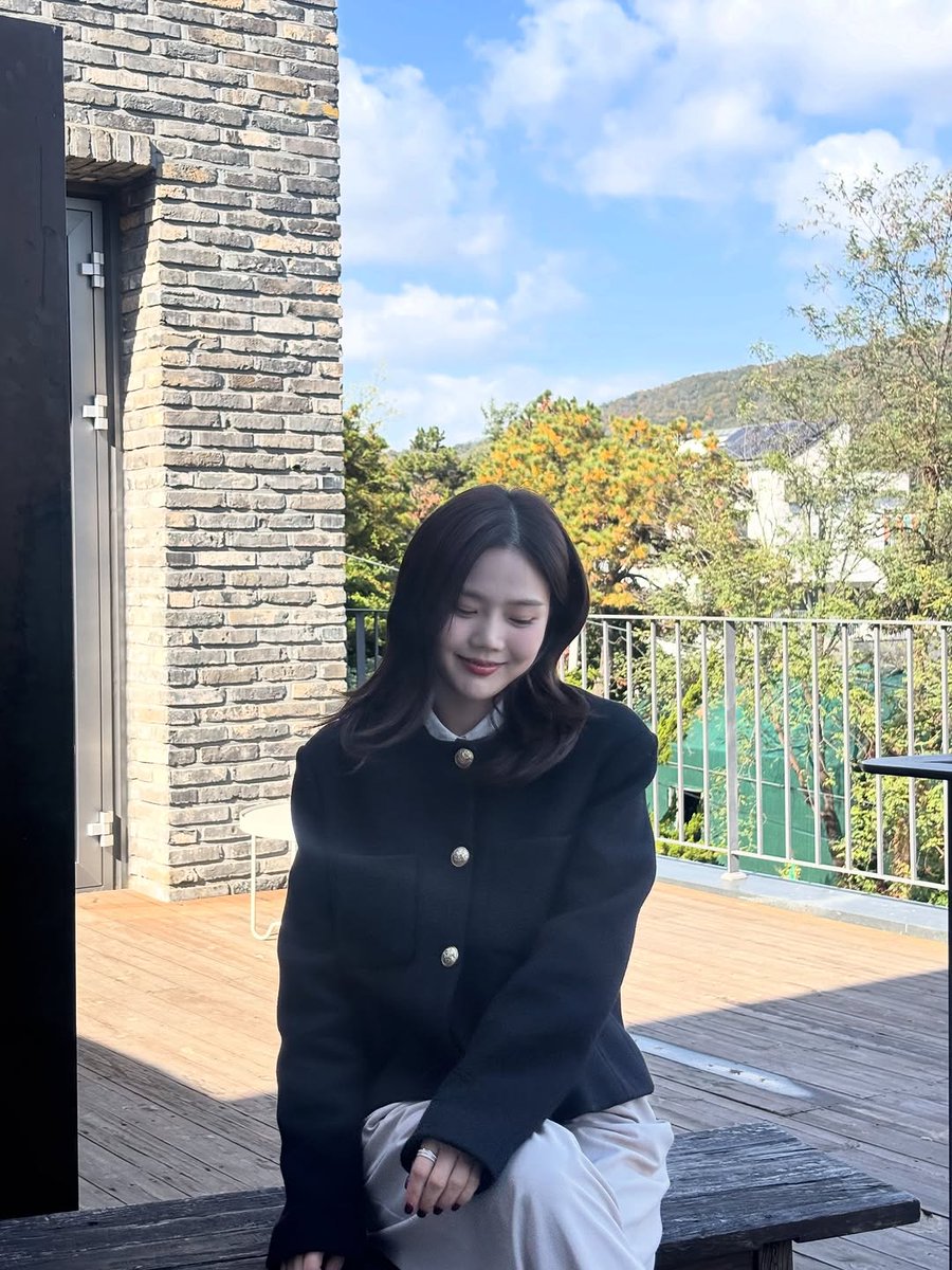 SRamirez89366's tweet photo. 가을 안녕🍂🌰🍁 https://t.co/v8vBDr1Gcn
