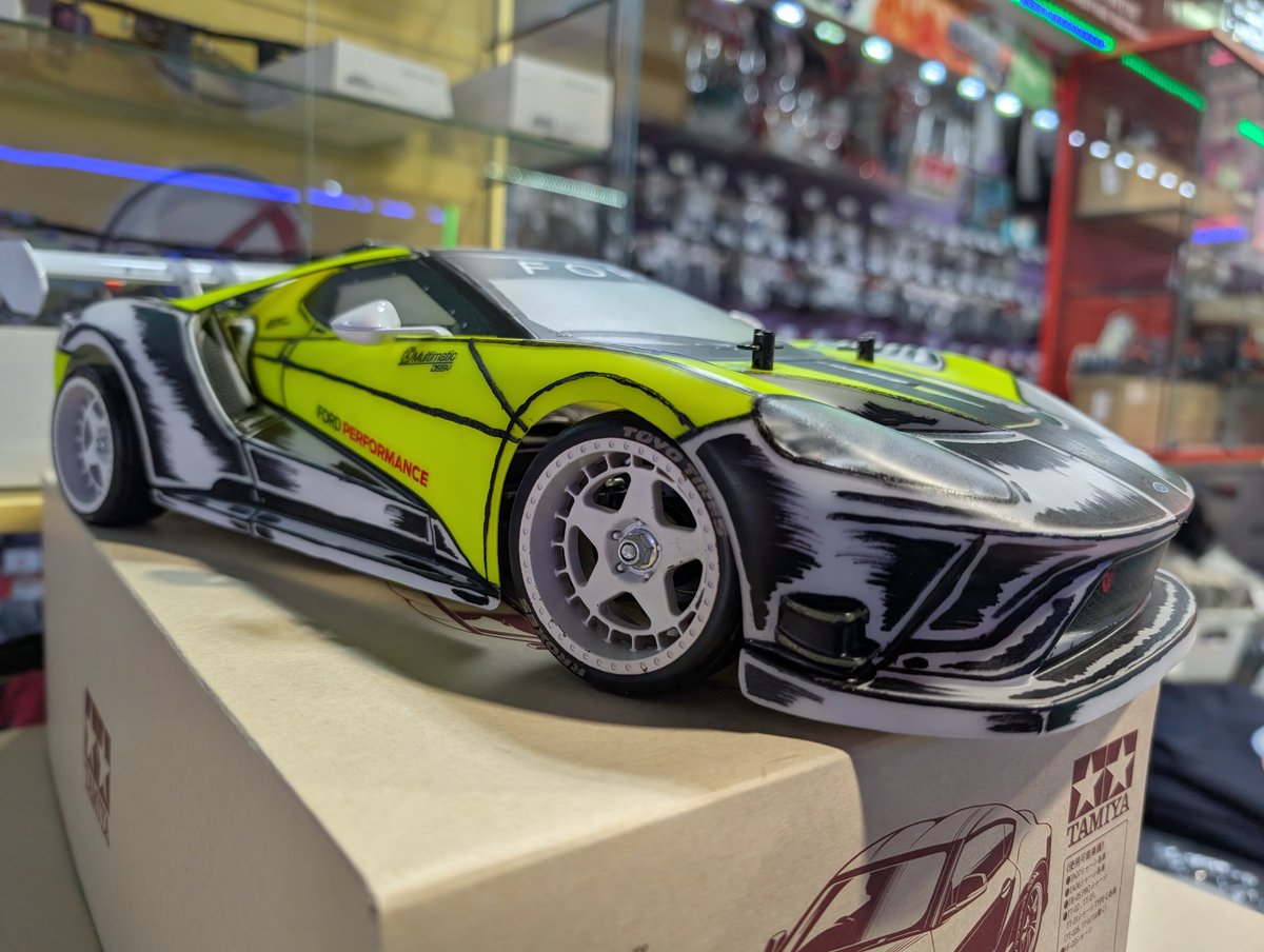 Amazing RC Store tweet media