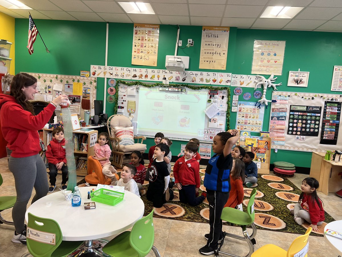 Ms. Dipaoli 🍎🖍❤️ tweet media