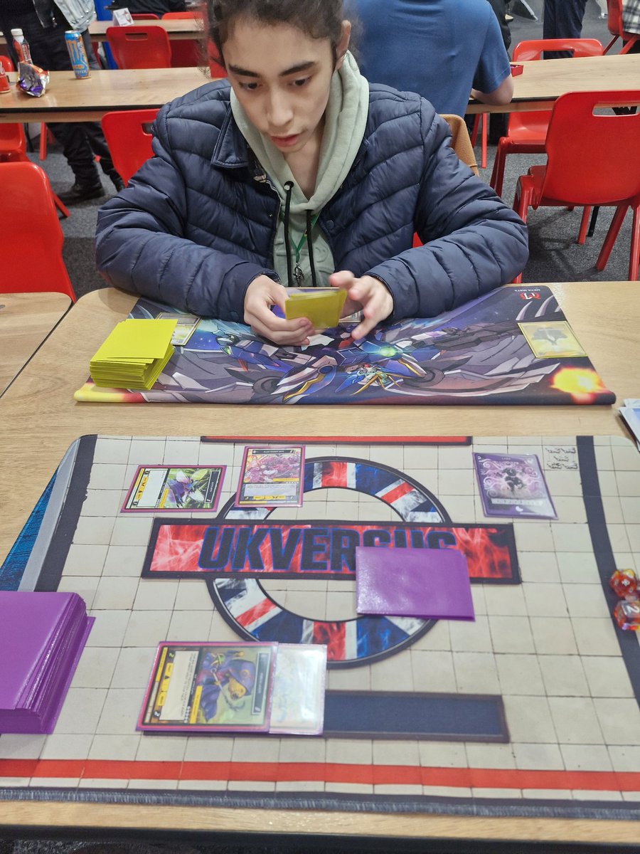 UKVersus tweet media