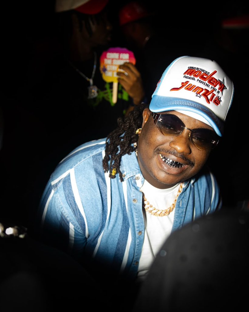 The NATIVE tweet media