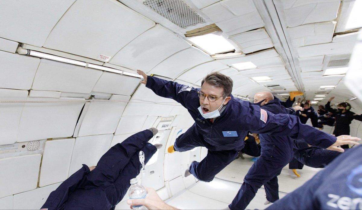 Christian Davenport tweet media