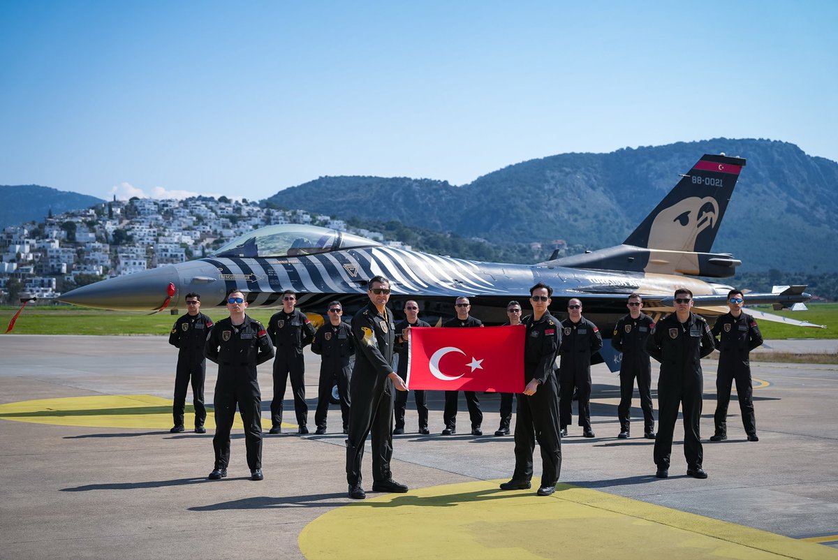 SOLOTÜRK tweet media