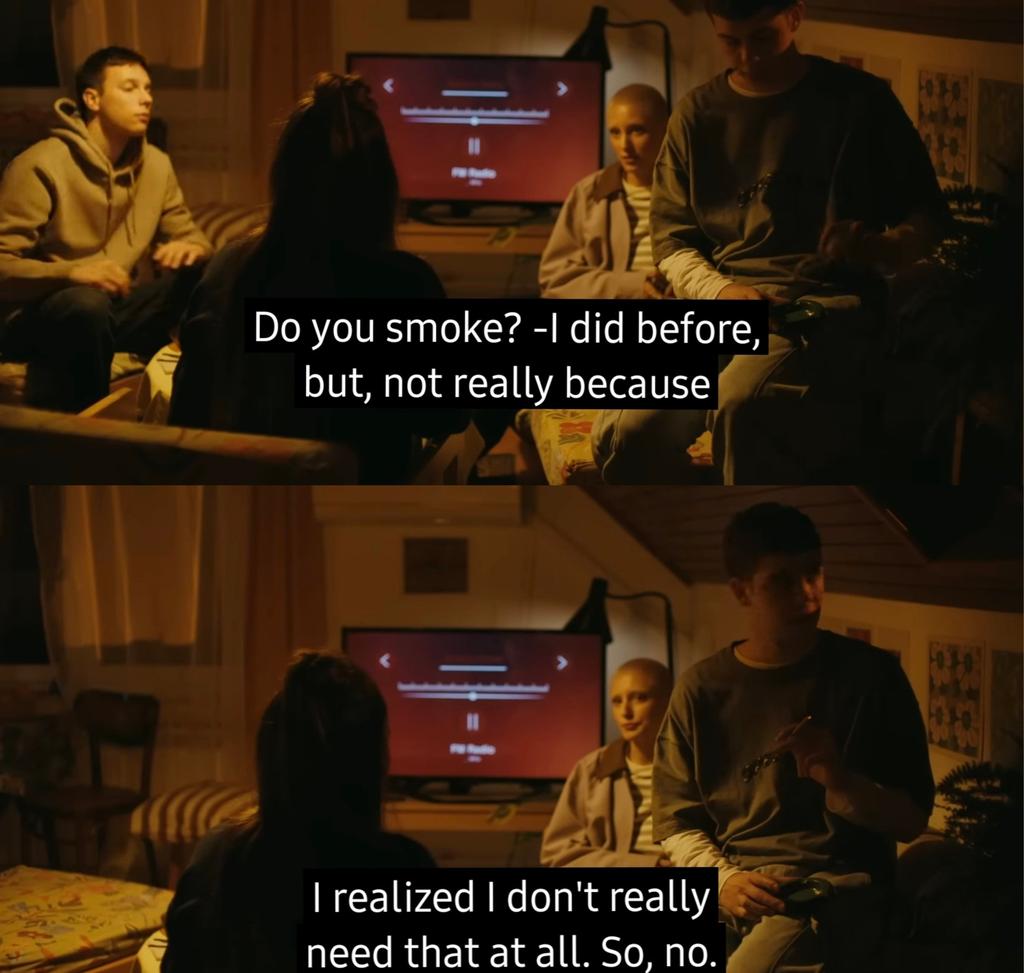 AtetSatet's tweet photo. I rewatched the clip and only now noticed that Sonja started smoking because of the stress and the whole situation… my girl...#sramhr https://t.co/JjqLPVFggo