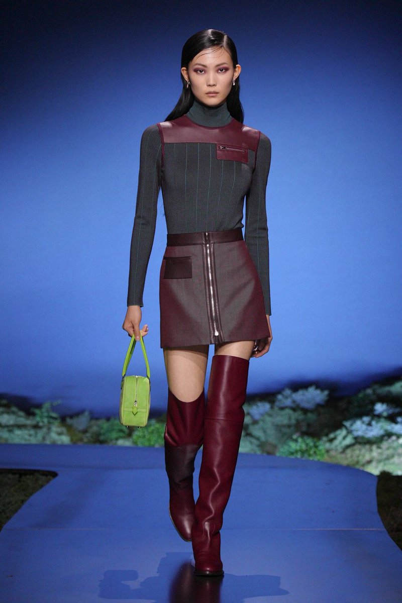 kendam_com's tweet image. Hermès Fall Winter 2026-2027 collection fashion show at Paris Fashion Week FW26 (March 7, 2026) 
kendam.com/news/fashion-s…

#Hermes #FW26 #AW26 #Lookbooks #Paris #FashionWeek #PFW #Kendam