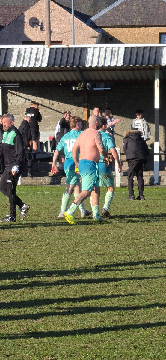 SaintAnthonysFC's tweet photo. Full time

The Ants take all 3 points for only the second time this season as James Hill fired home a 93rd minute winner after the Ants had lost a 2 goal lead

GET IN!! https://t.co/E4InnGHyEg