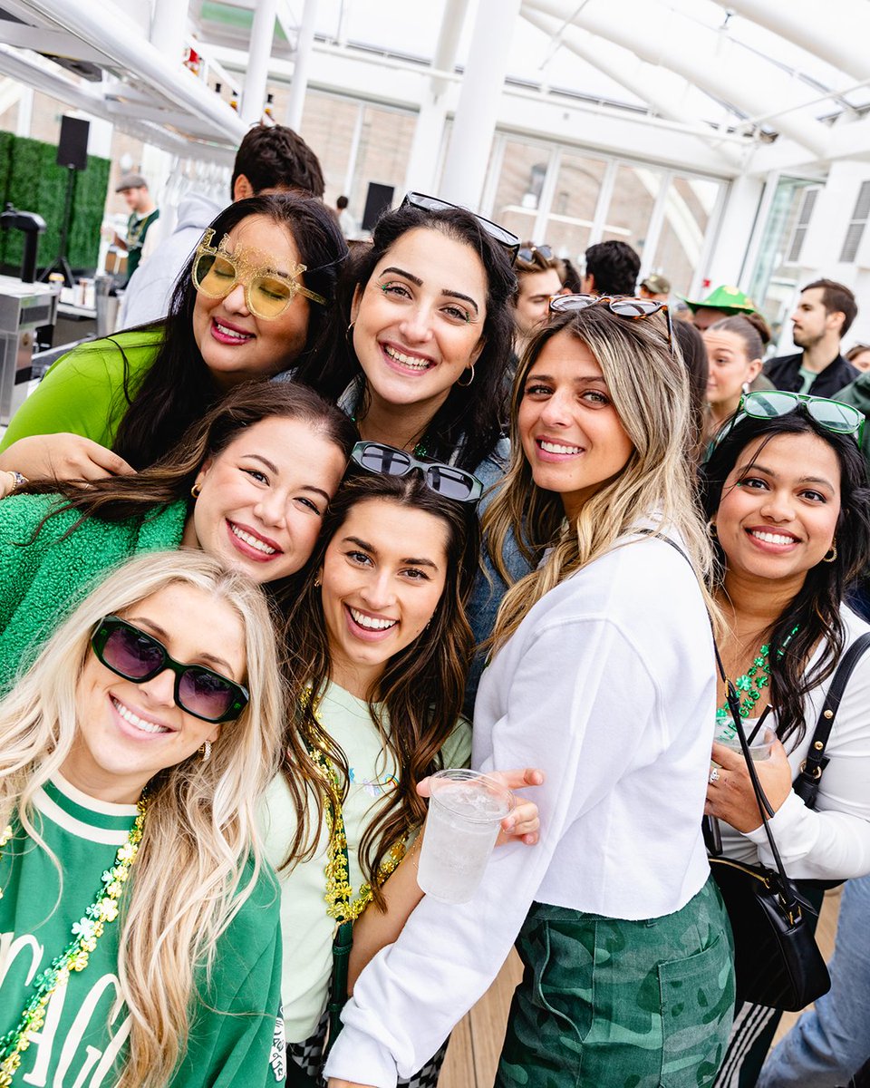 Navy Pier tweet media