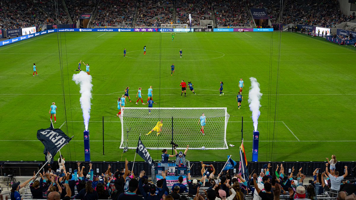 Snapdragon Stadium tweet media