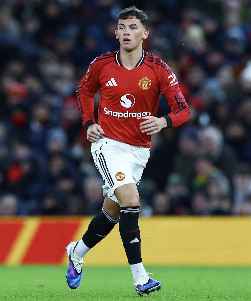 centredevils. tweet media