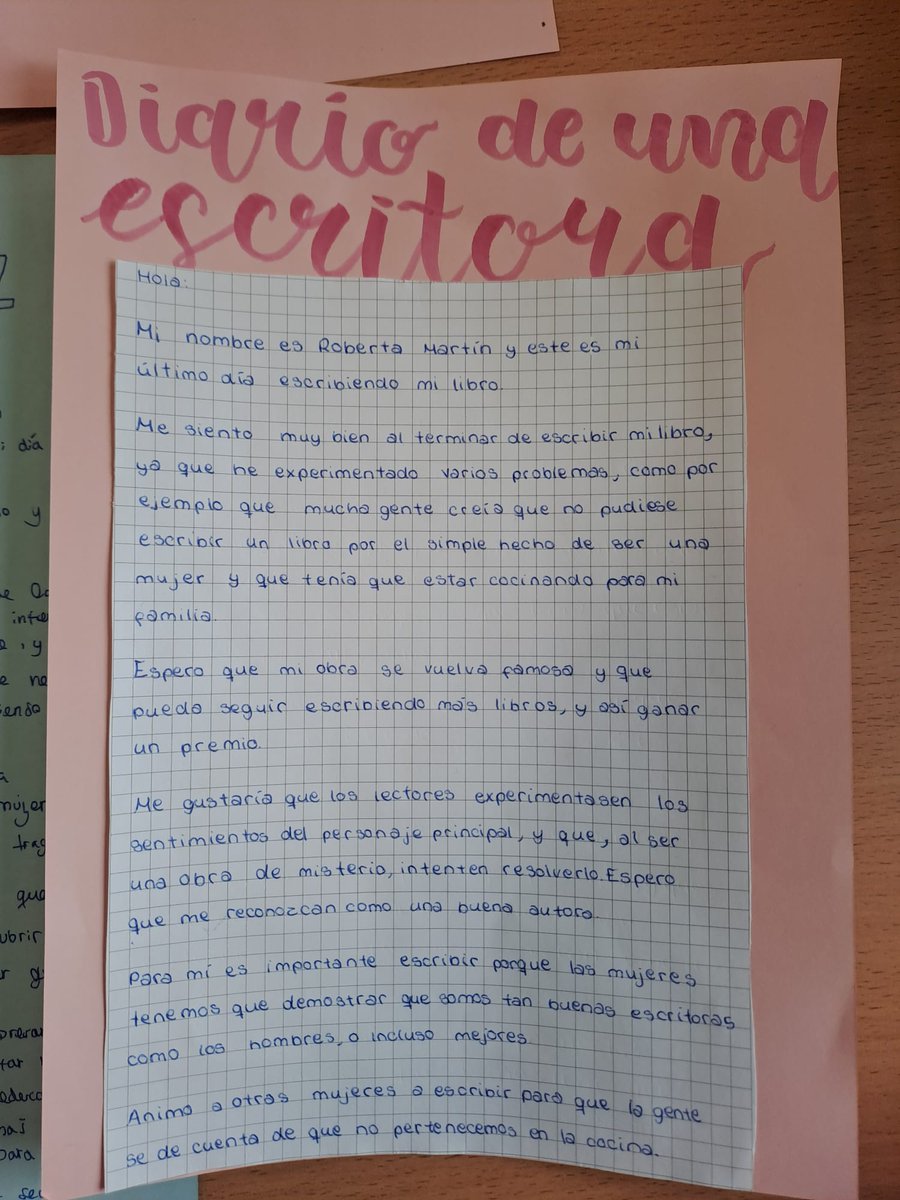 💜 #8M en el #IESAnaFrank. En Lengua y Literatura hemos reflexionado sobre el papel de las escritoras y las dificultades que muchas tuvieron para escribir y publicar.
El alumnado de 2º ESO ha creado diarios imaginando a una autora que acaba de terminar su libro. ✍️📚