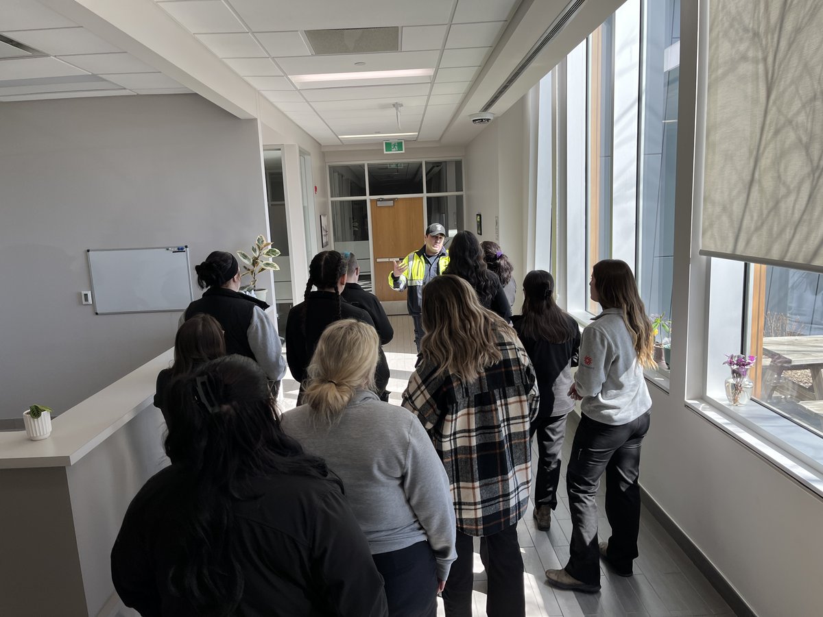 ML Paramedic Service tweet media