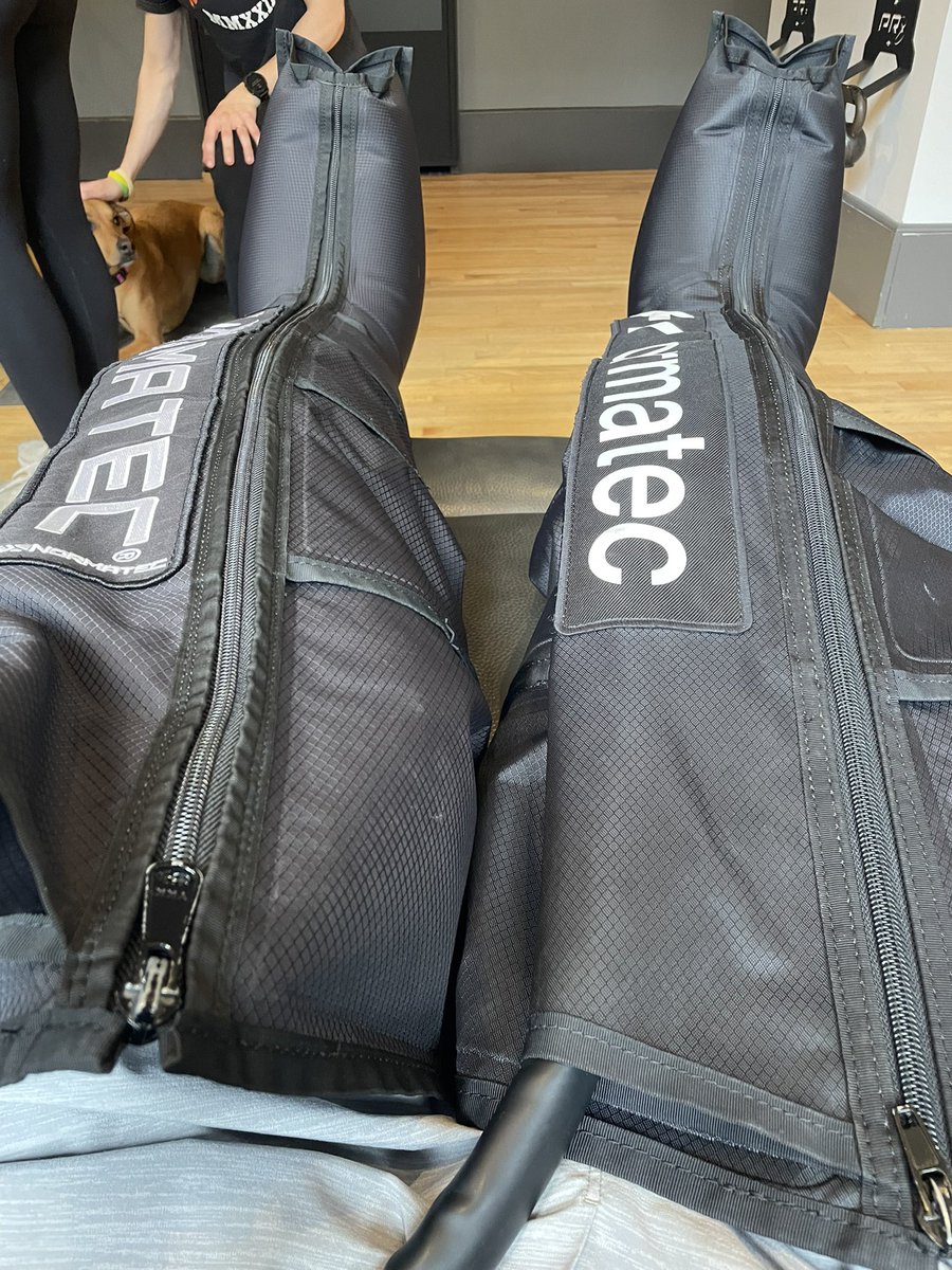 The Apple tweet media