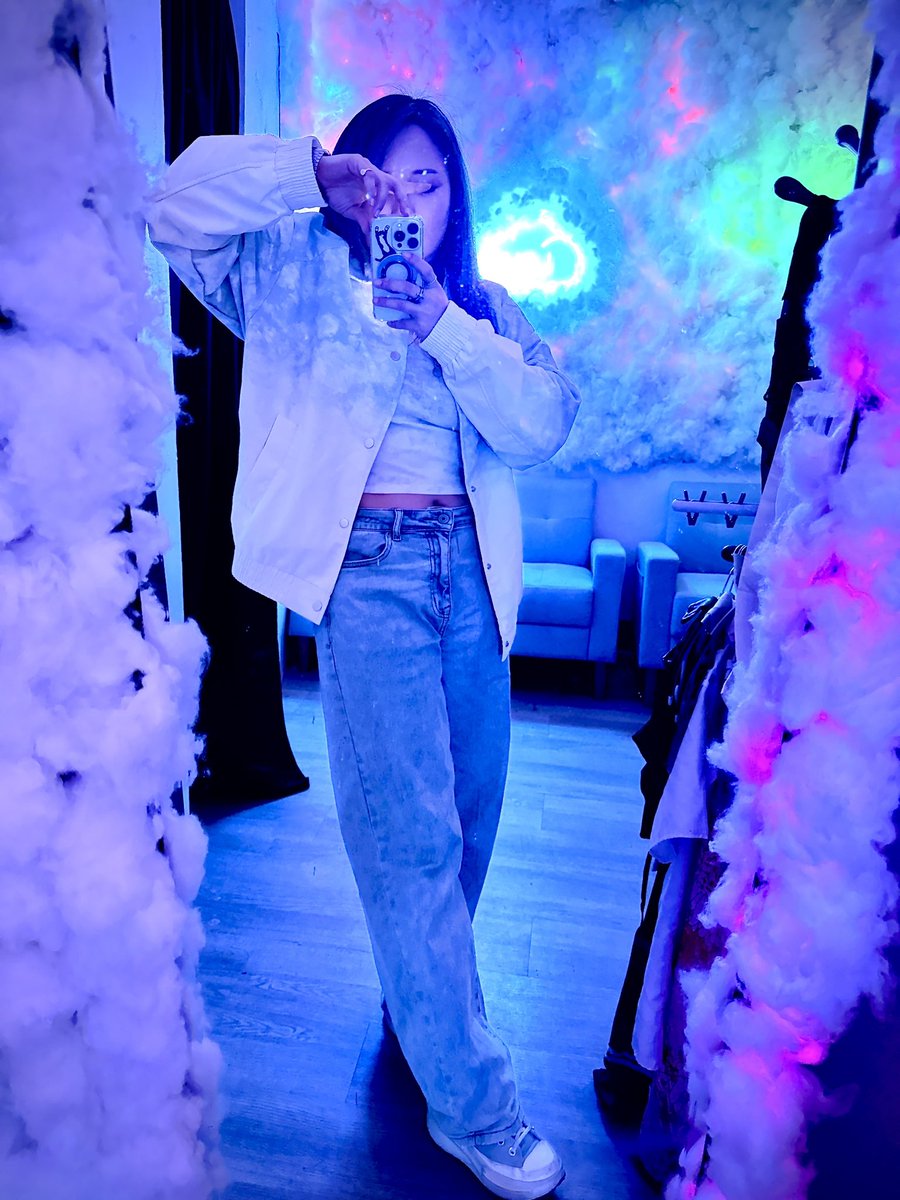 ✨ 지나 ✨ 𝔾𝔼𝔼ℕ𝔸 tweet media