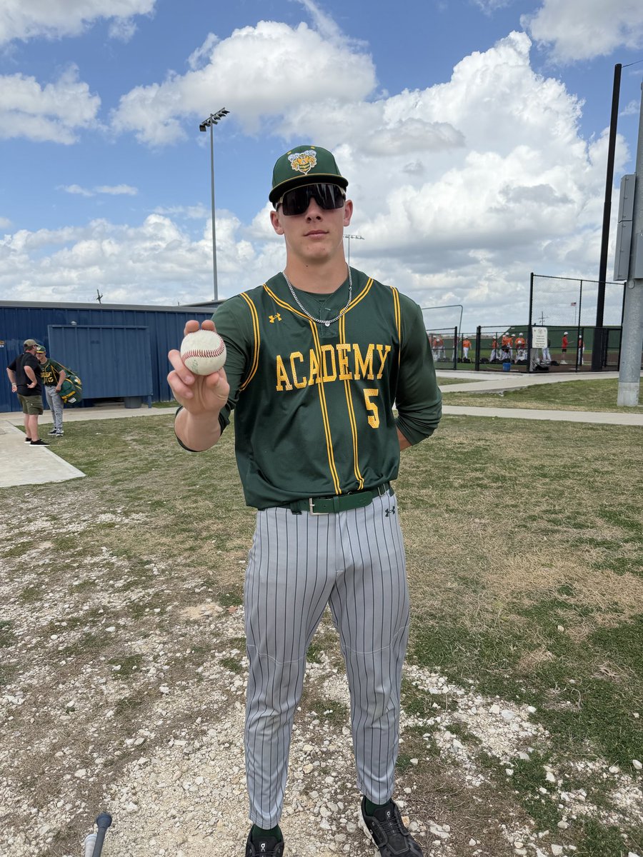 Jamie Chipman tweet media