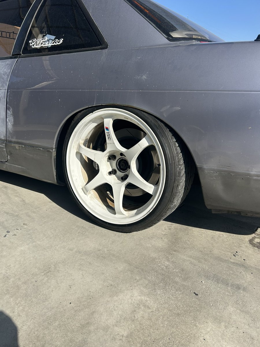 fu_about_s13's tweet photo. 引き続きSSR タイプC 17×9.5j+15探してます!
売り案件あったら教えてください🙏
#ssr
#ssrwheels
#typec
#ホイール買います https://t.co/V3H0RiuHFC