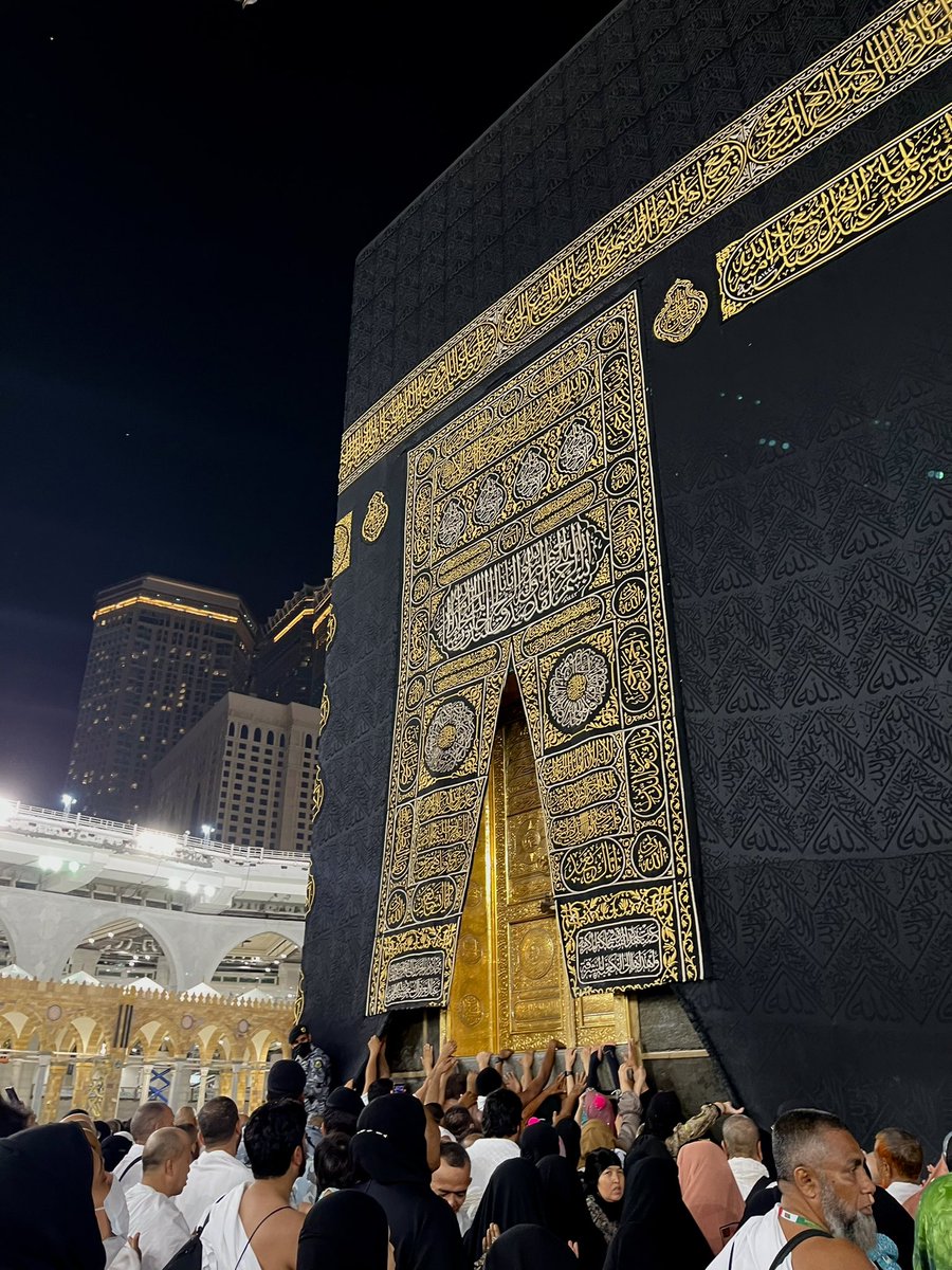 choupachouppsss tweet media