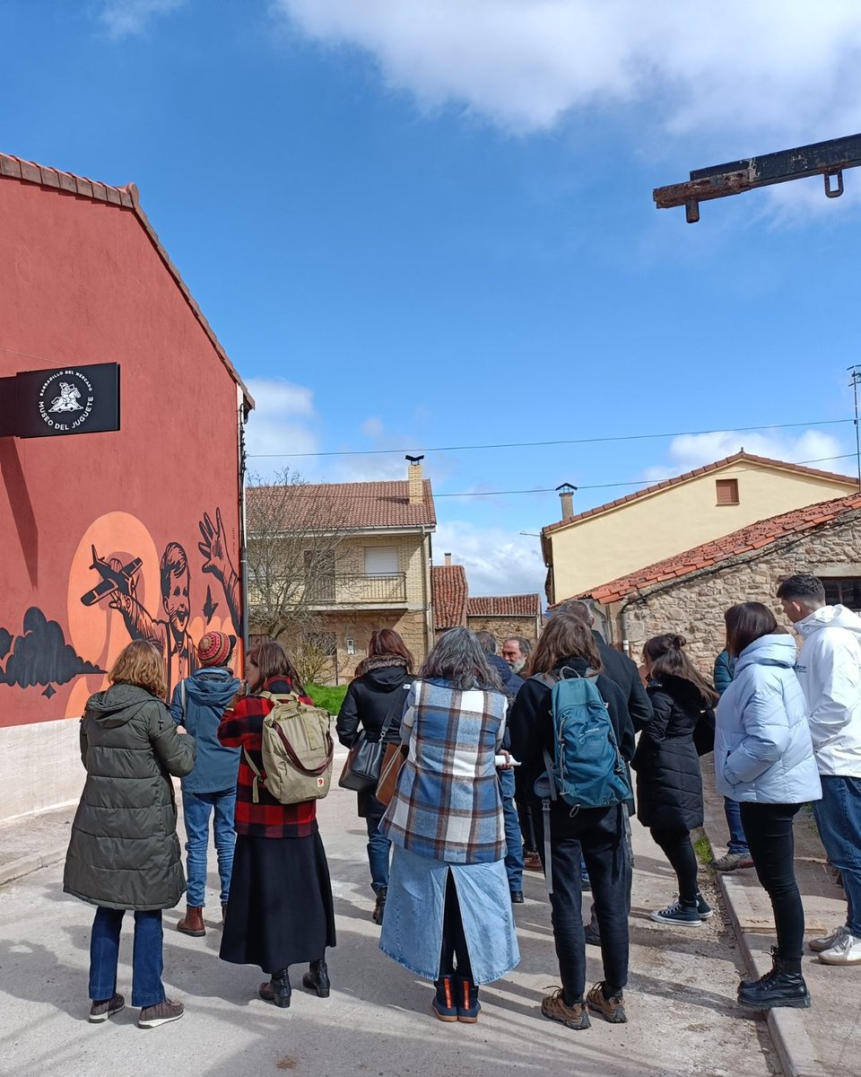 sodebur's tweet photo. Este sábado se ha realizado una nueva reunión del MAP Pinares del #ProyectoESIRA, dentro de la jornada “Iniciativas innovadoras en el territorio de Pinares” promovida por dicho proyecto.
#SODEBUR #InnovaciónRural #DesarrolloRural #ProvinciaDeBurgos https://t.co/dAhJqkNUAF