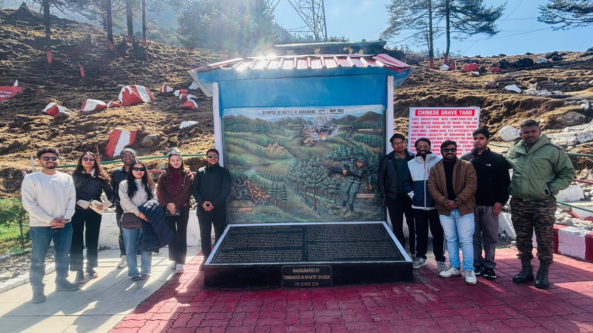 GajrajCorps_IA's tweet photo. Frontline Insights, Future Leaders

12 IFS Probationary Officers visited forward areas of #GajrajCorps_IA at Tenga, Arunachal Pradesh (02–06 Mar 2026). The visit gave them first-hand exposure to soldiering, operational realities, terrain & weather challenges along the Northern Borders. The interaction enhanced understanding of National Security & strengthened Military-Civil cooperation. 🇮🇳

12 IFS Probationary Officers ने #GajrajCorps_IA के अग्रिम क्षेत्रों का Tenga, Arunachal Pradesh में दौरा किया (02–06 Mar 2026)। इस यात्रा ने उन्हें सैनिक जीवन, संचालन संबंधी वास्तविकताओं, तथा उत्तरी सीमाओं के साथ जुड़े भूभाग और मौसम की चुनौतियों का प्रत्यक्ष अनुभव दिया। इस संवाद ने राष्ट्रीय सुरक्षा की समझ को बढ़ाया और Military-Civil सहयोग को मजबूत किया। 🇮🇳

#Jointness 
#IndianArmy 
#GajrajCorps

@adgpi 
@easterncomd
@GajrajCorps_IA
@MyGovArunachal
@SpokespersonMoD
@HQ_IDS_India
@PIB_INDIA
@DefenceMinIndia 
@SSIFS_MEA  
@MEAIndia