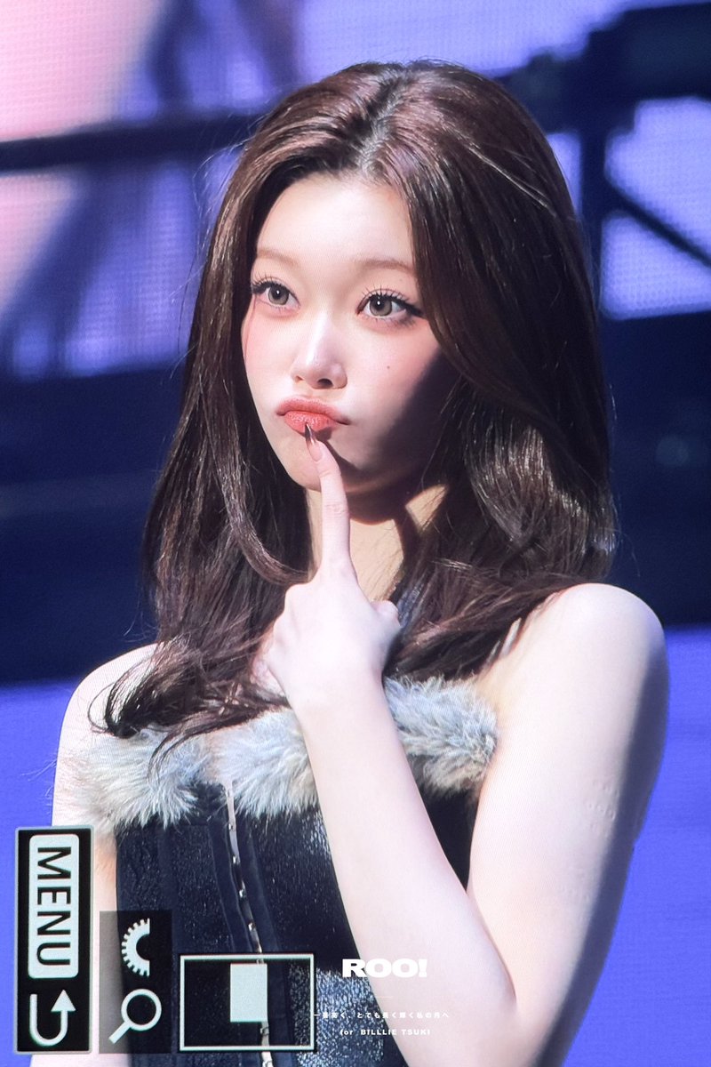 𝗥𝗢𝗢! tweet media