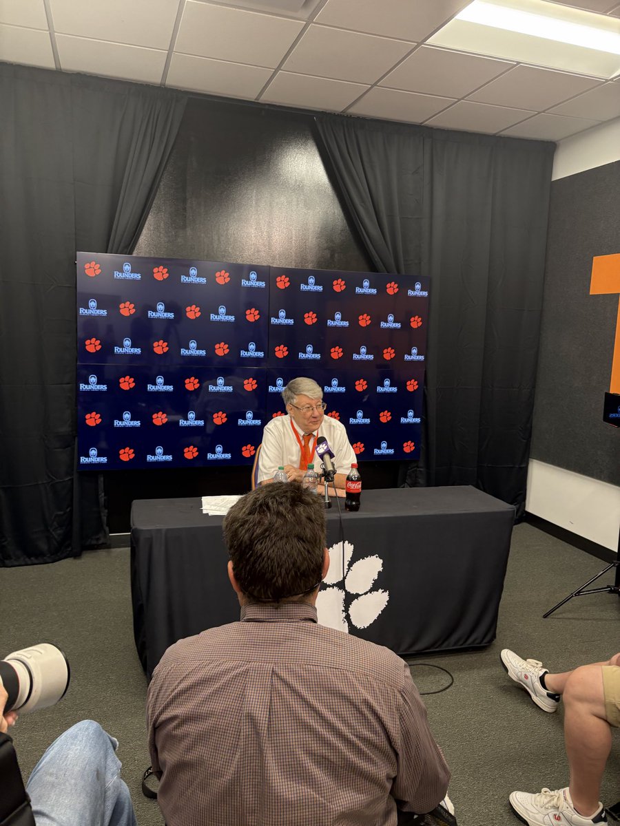 South Carolina Athletic Hall of Fame tweet media