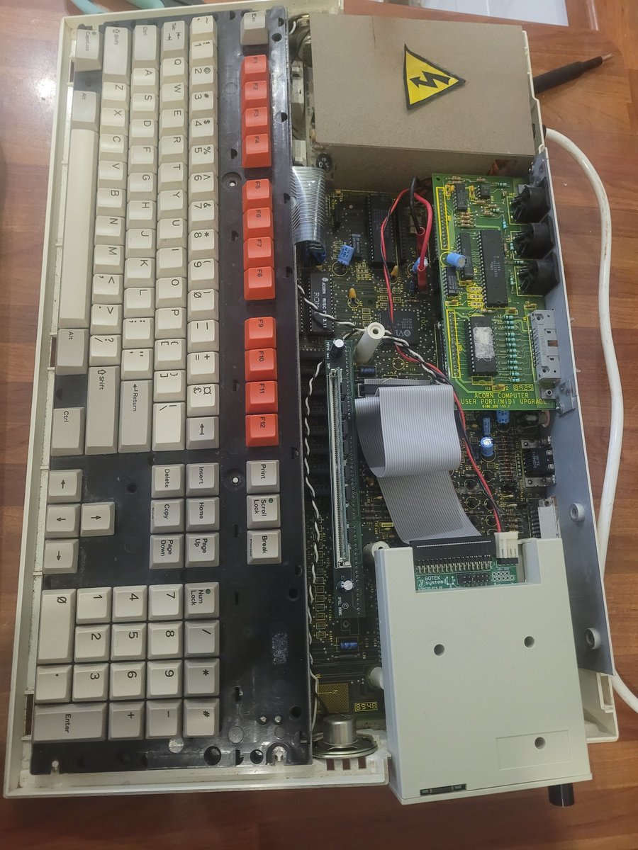 TheOldManThatGames Elite Dangerous Partner tweet media