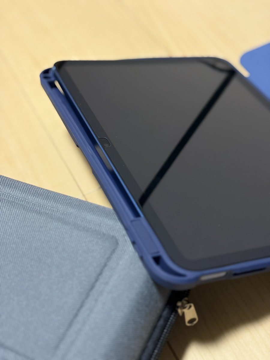 bunborgfc's tweet photo. 次に
#ProCase のiPadケース

iPad本体のはめ込みが固くて苦戦。
商品レビューで調べると
ペンを入れる側をしならせたら、楽に入った。
↑↑
こういうの説明書に書いて欲しいな。 https://t.co/0OJxREaYP2