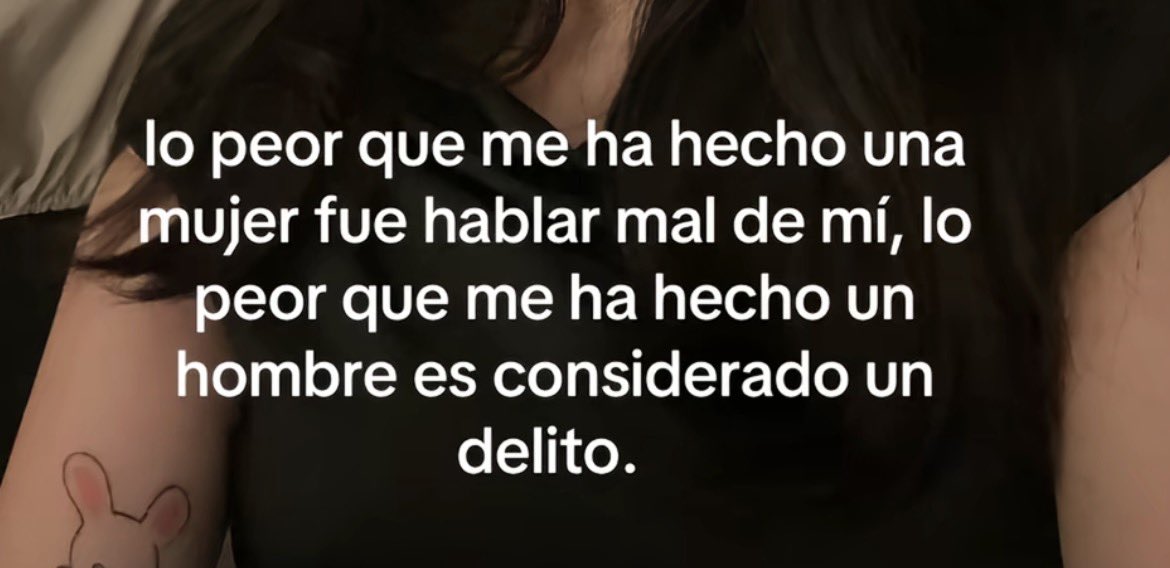 y de cara al 8m reitero que el peor enemigo que puede tener una mujer jamás va a ser otra mujer.