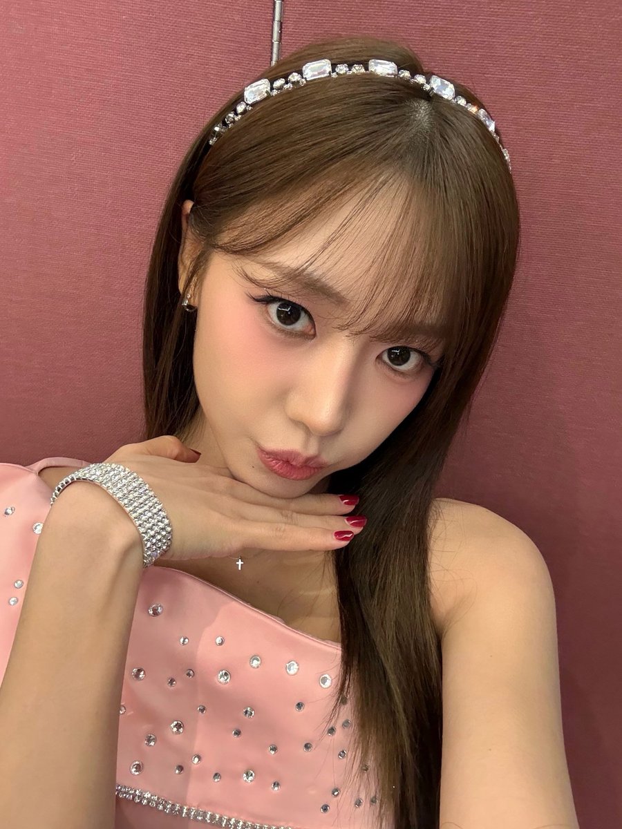 apsuniom's tweet photo. 아 잠시만 https://t.co/sTtpc1p1hb