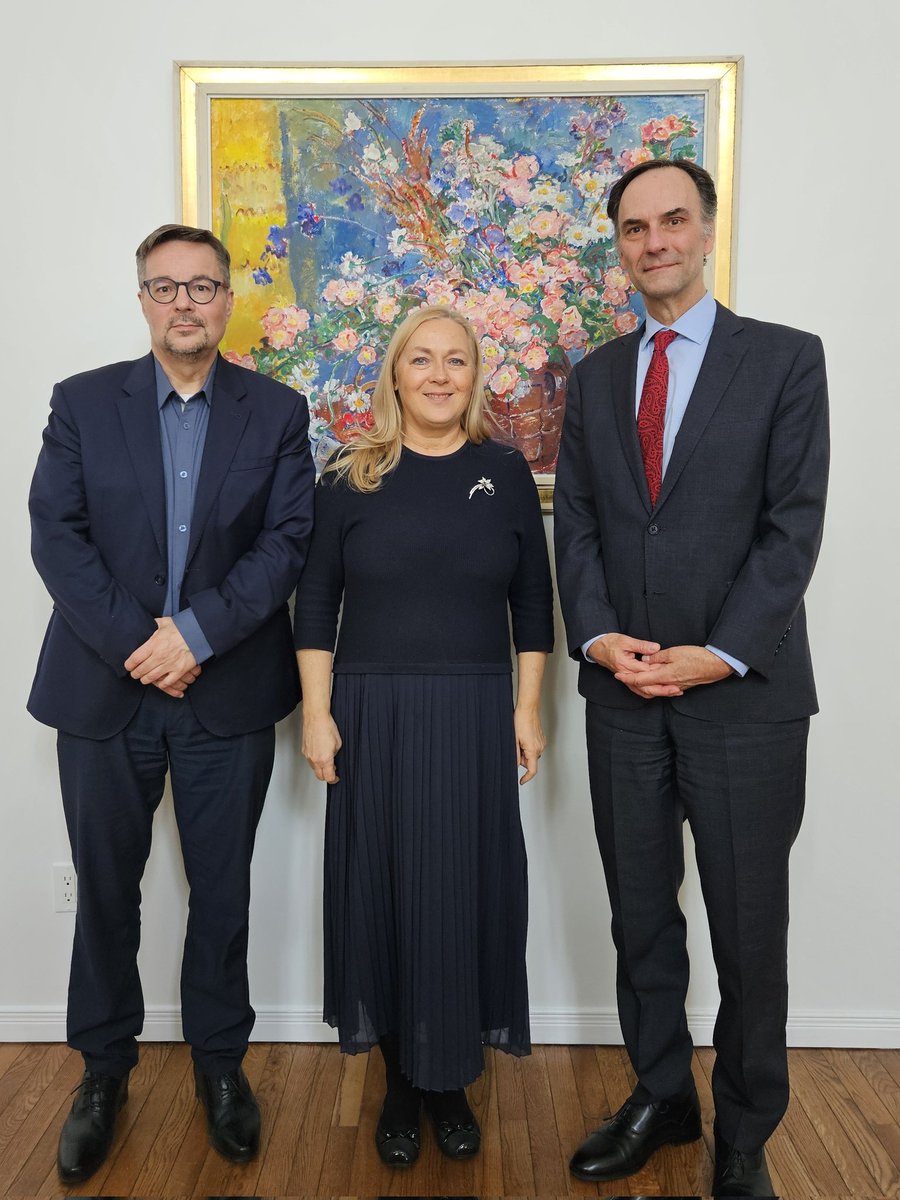 Slovakia in Canada tweet media