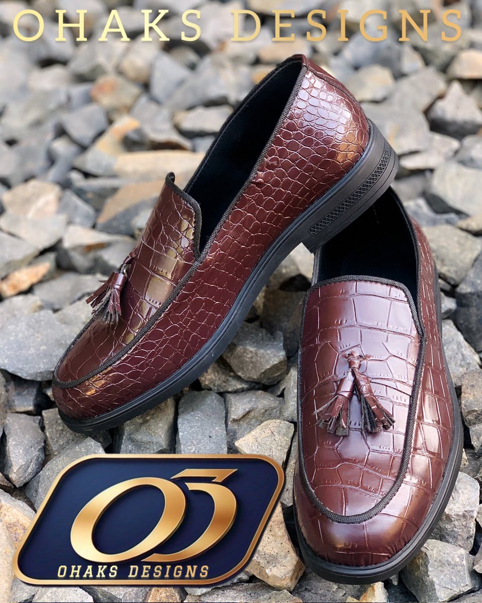 OhaksDesigns's tweet photo. I made these shoes and I can remake them for you any color or size you want.
Call/Whatsapp: +2347032172317
Location: Jos, Nigeria.
Nationwide/Worldwide delivery is guaranteed 💯

#handmadeshoes #madeinnigeria
#fypシviral
#OhaksDesigns 💙 https://t.co/z9iosMjuHZ