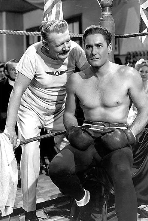 HazelFlagg tweet media