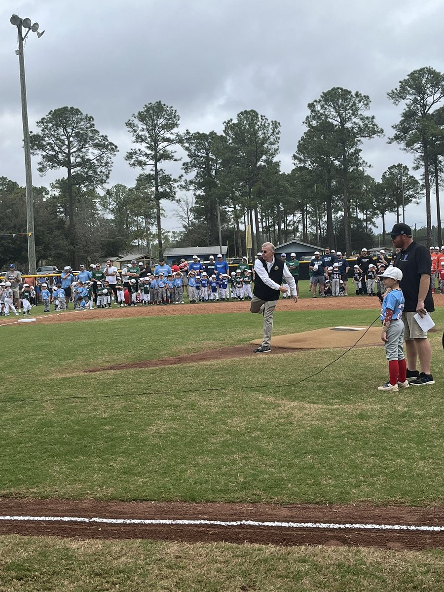 Congressman Mike Ezell tweet media