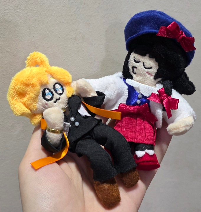 galeforcing's tweet photo. https://t.co/w9wIG0l8N0 liked this drawing so I was like why not make plushies of it 🫡 this took me way longer to finish because I did not properly design a pattern but I'm finally free...I can move on... https://t.co/twGVQq5uj1