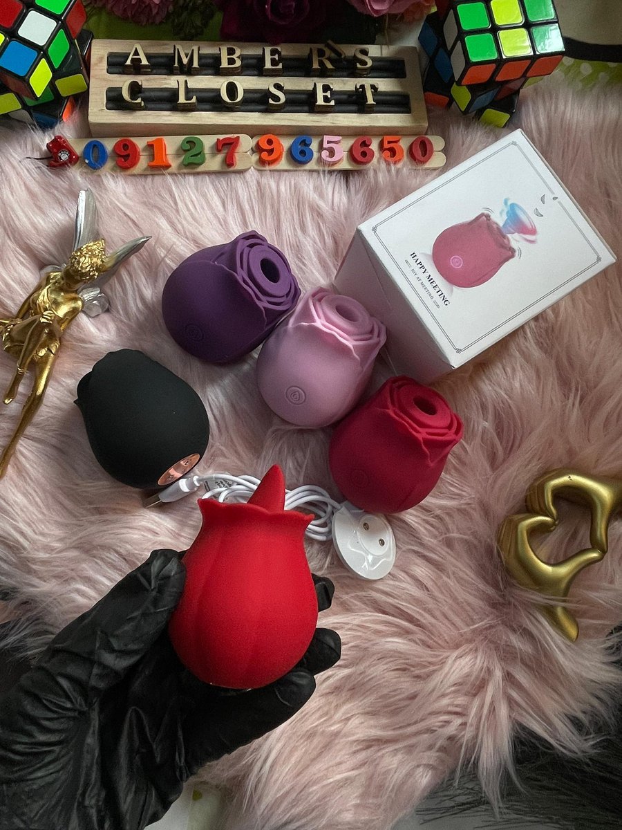 _AmberCloset's tweet photo. The king of roses 😍
F1 🏷️- N25,000 each 
F2 🏷️- N35,000 each https://t.co/hfQdHYWHR2