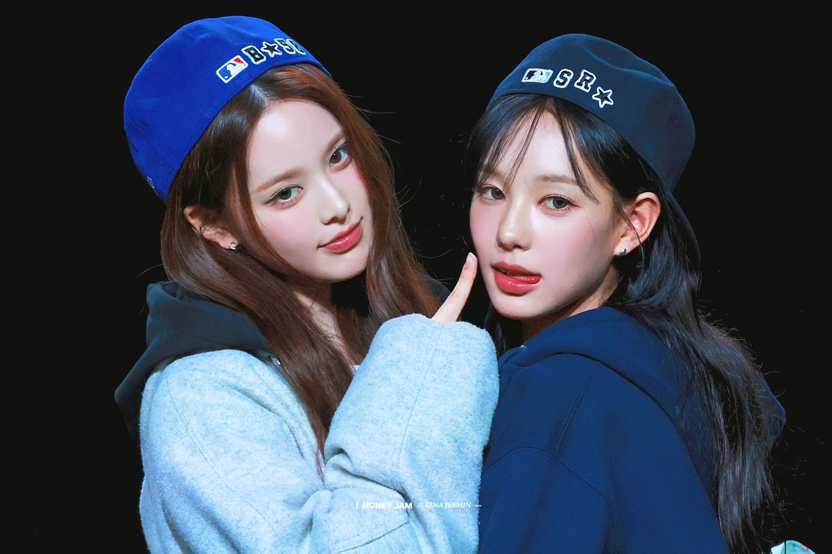 진짜 극과 극으로 생긴 상 둘이 붙어 있으면 두배로 좋은 거 뭔지 아는 사람 한쪽은 고양이상 다른 한쪽은 강아지상