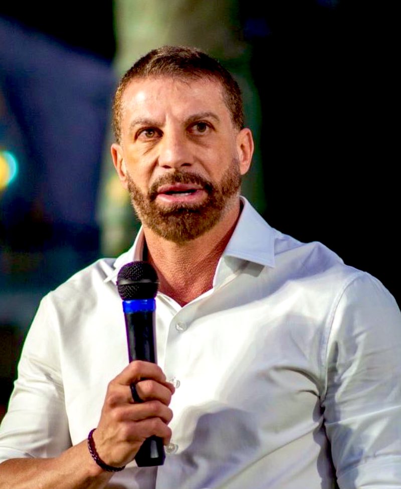 futtmais's tweet photo. Notícia de ontem: Vasco tem em caixa disponível quase R$ 70 milhões na gestão Pedrinho.

Notícia de hoje: Real Madrid está com dificuldades financeiras, o clube tinha apenas € 3,4 milhões em caixa em 31 de dezembro de 2025.

O Vasco tá com mais dinheiro que o Real Madrid KKKKKKK https://t.co/KT8HOZ3rxh