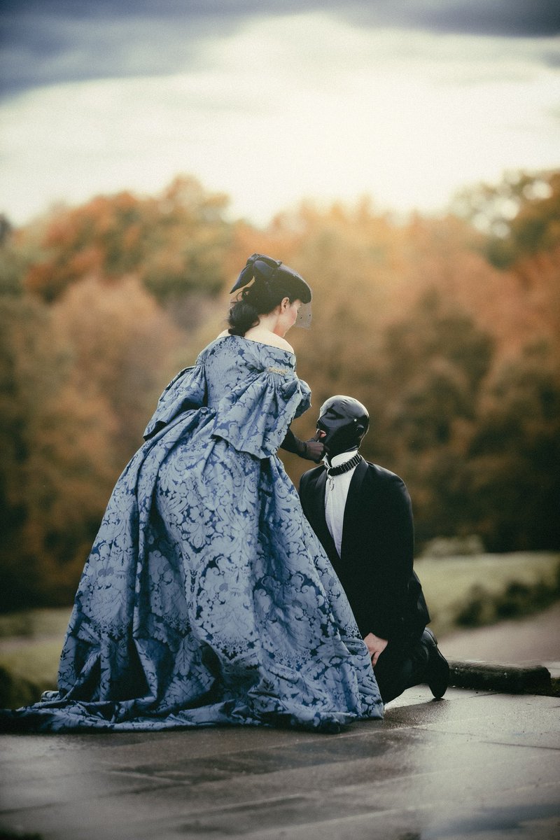 Evelyn Marlowe (@evemarlxwe) on Twitter photo 