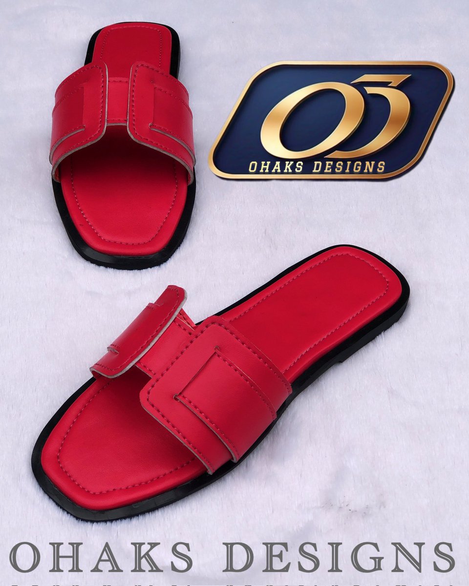 OhaksDesigns's tweet photo. I made these slides and I can remake them for you any color or size you want.
Call/Whatsapp: +2347032172317
Location: Jos, Nigeria.
Nationwide/Worldwide delivery is guaranteed 💯

#handmadeshoes #madeinnigeria
#fypシviral
#OhaksDesigns 💙 https://t.co/whQBV38rO8