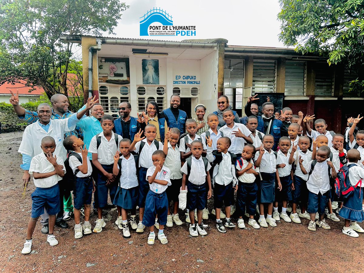 PdehRdc's tweet photo. De la formation à l’action !
Ce 6 mars 2026, #Pontdelhumanité, avec l’appui de #DanChurchAid, a effectué une mission de suivi à l’EP HIMBI et l’EP CHIPUKO pour évaluer la sensibilisation des élèves aux dangers des mines après avoir formé les chefs d’établissements! https://t.co/2xtfjTJmSc