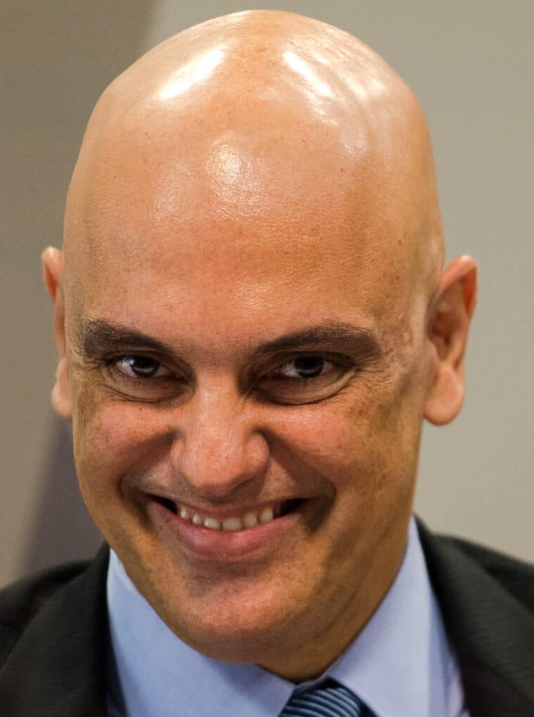 Golden Queen tweet media