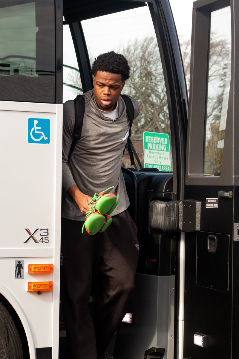 Stonehill Men's Basketball tweet media