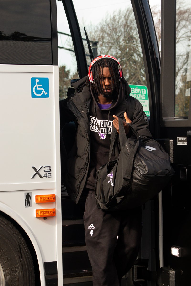 Stonehill Men's Basketball tweet media