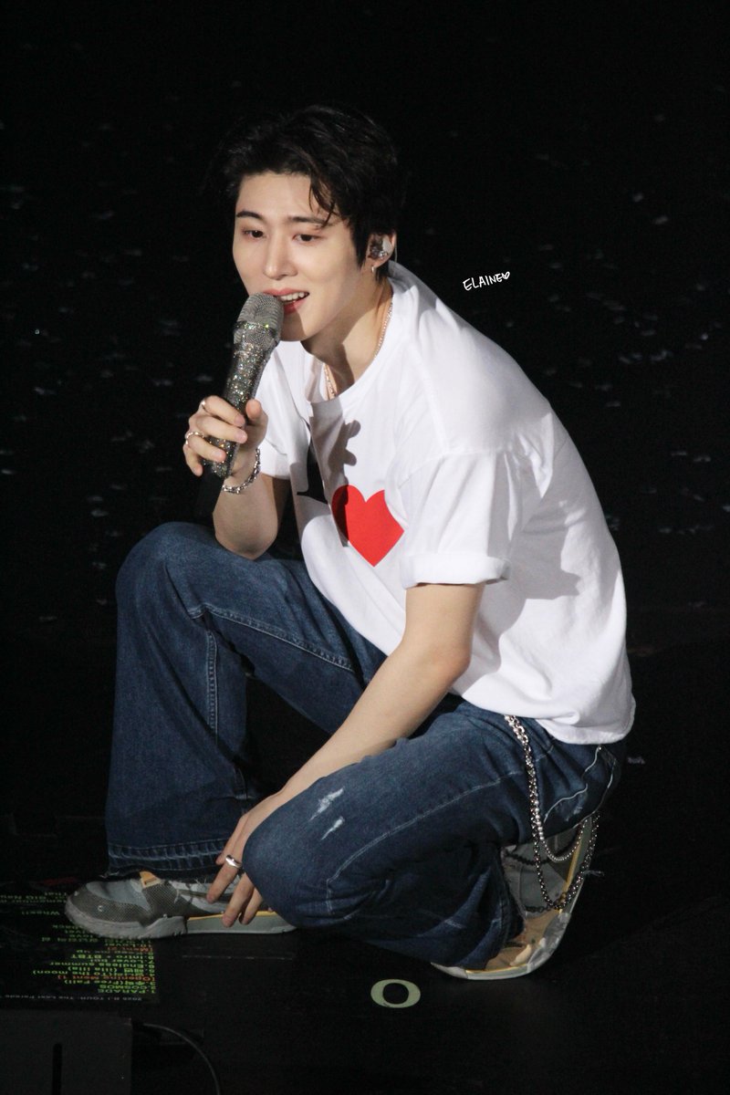 elainenhx's tweet photo. @131online @shxx131bi131 [260307] 2026 B.I TOUR: The Last Parade Tour ENCORE in SINGAPORE (5)

#김한빈 #비아이 #BI #HANBIN #KIMHANBIN #131LABEL #2026BITOUR #THELASTPARADE_ENCORE
#2026THELASTPARADEENCOREINSINGAPORE https://t.co/stVKVjsMhy