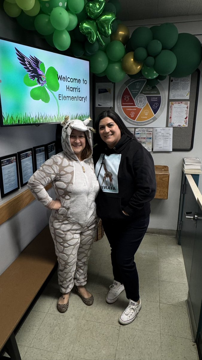 Read Across America ❤️
#ReadAcrossAmerica #teambcsd #teamharris 💜💜💜💜💜💜💜